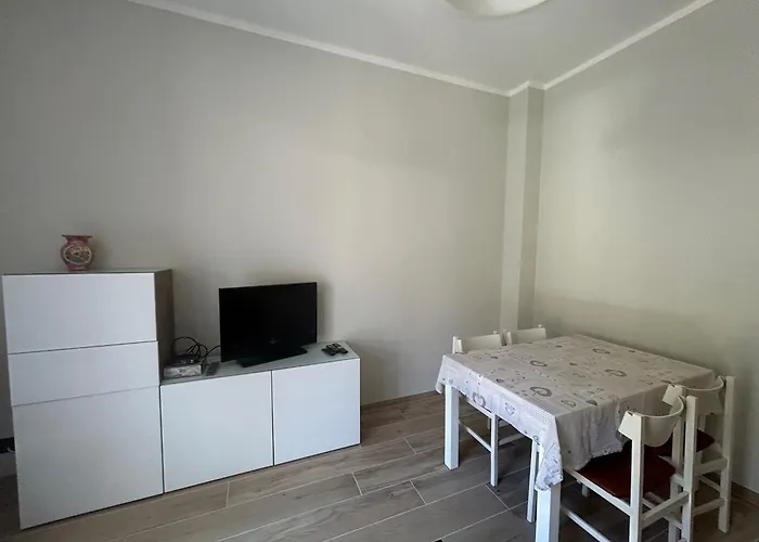 Apartament Oleandri Cosy Apartment Near Best Beaches