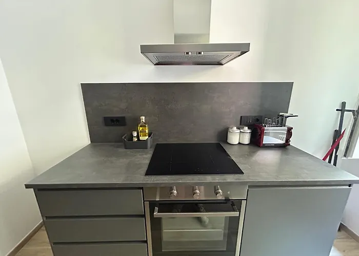 Oleandri Cosy Apartment Near Best Beaches